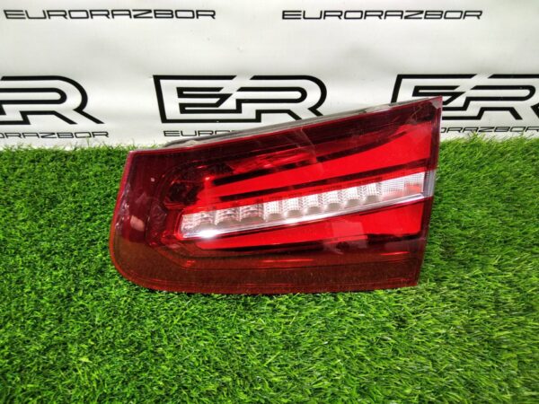 Фонарь крышки багажника правый Mercedes Benz GLC
