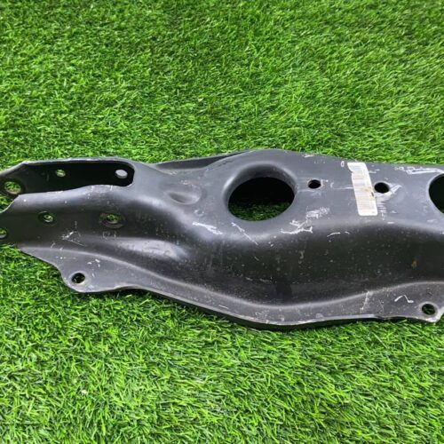 Рычаг задний правый и левый нижний для Mercedes