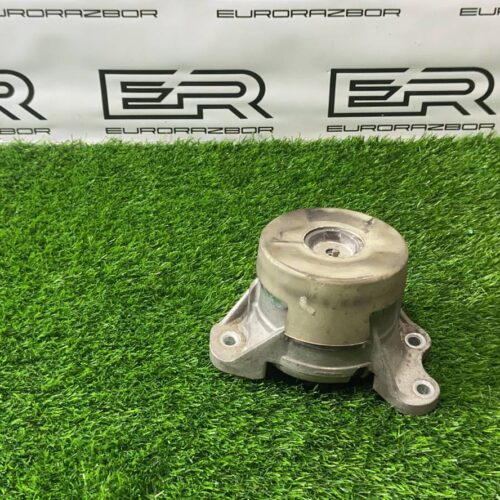 Правая подушка двигателя Mercedes GLC X253