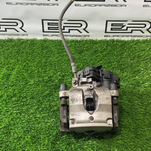 Суппорт задний правый Mercedes X253