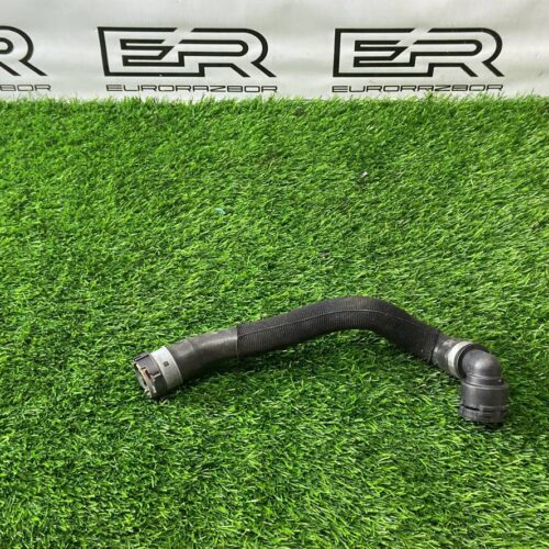 Патрубок охлаждения Mercedes GLC X253