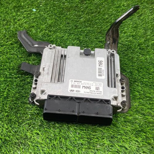 Блок управления двигателем Hyundai Santa Fe TM