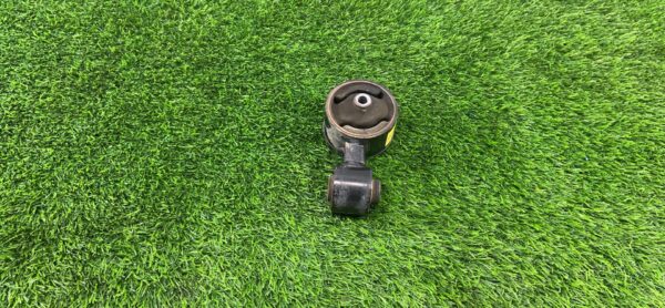 Подушка двигателя задняя Hyundai Santa Fe