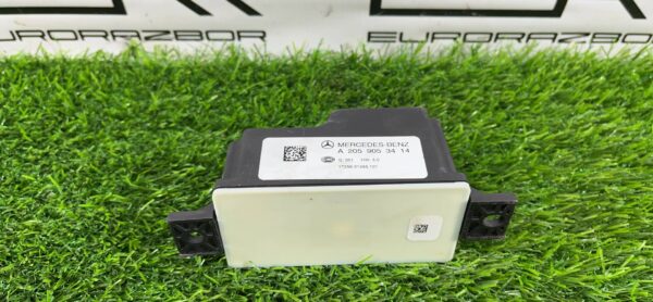 Преобразователь напряжения Mercedes GLC