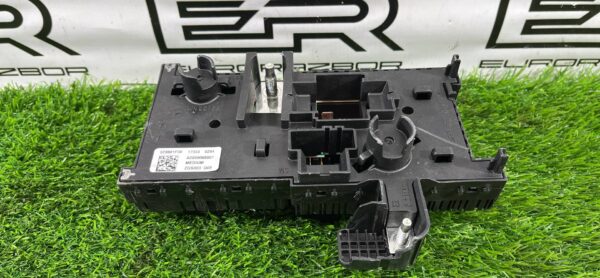 Блок предохранителей Mercedes GLC X253