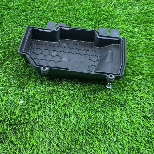 Крышка блока предохранителей Mercedes GLC