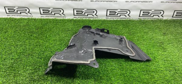 Пластик моторного отсека Mercedes Benz GLC Класс