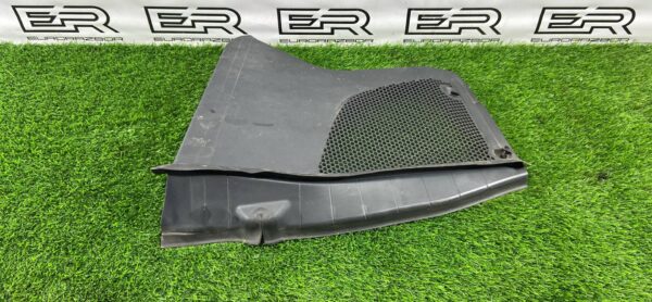 Жабо переднее правое Мерседес