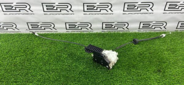 Замок передний левый Porsche Macan 95B