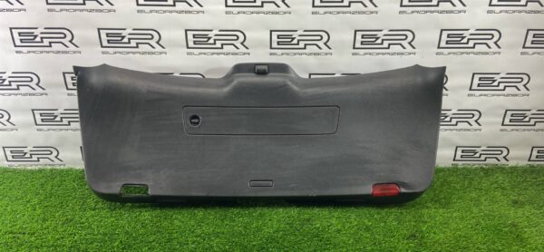 Обшивка багажника Porsche Macan 95B