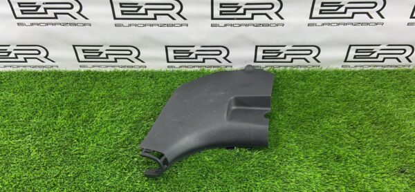 Обшивка стойки нижняя передняя Hyundai Santa Fe TM