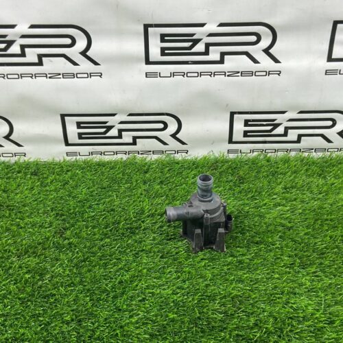 Насос охлаждающей жидкости Porsche Macan 95B