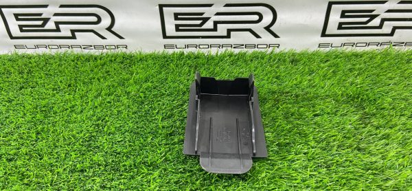 Крышка блока предохранителей Porsche Macan 95B