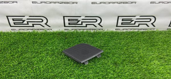 Сетка на динамик в торпедо Hyundai Santa Fe