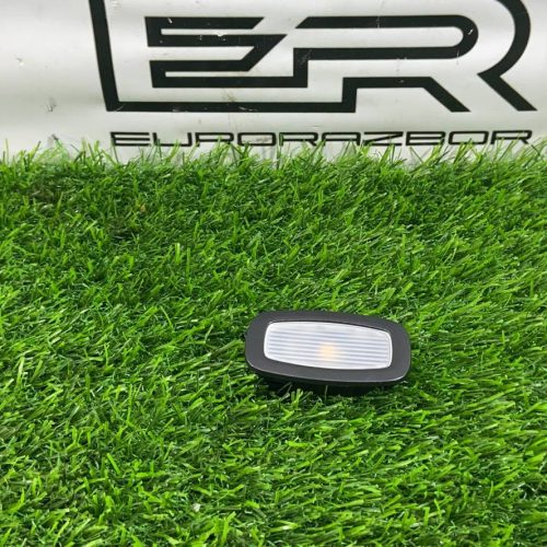 Плафон подсветки салона Mercedes E W213/S213