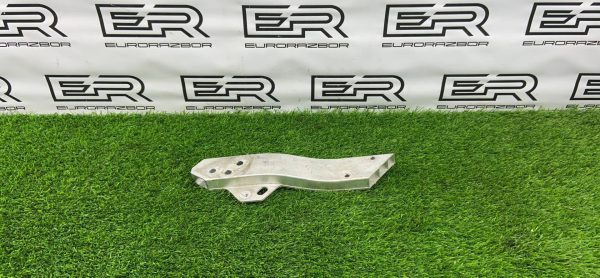 Кронштейн панели передний Mercedes W205 X253 W213