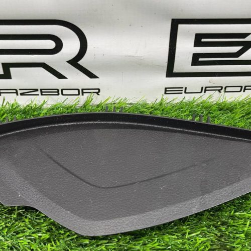 Накладка на торпедо правая BMW 4 F32/F33/F36