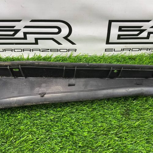 Уплотнитель крыла правый BMW 4 F32/F33/F36