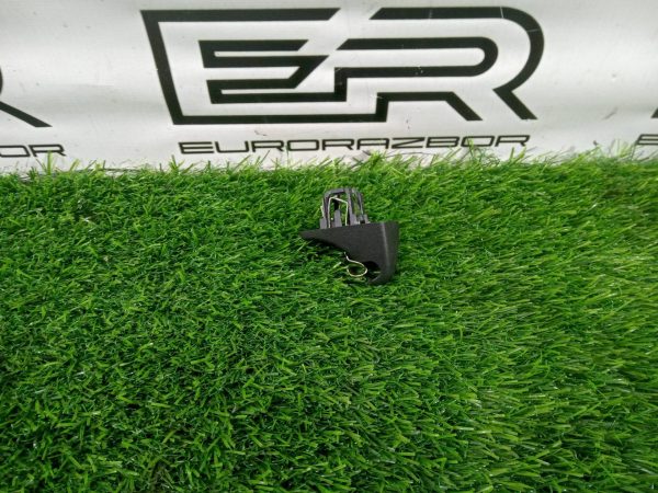 Крепление козырька BMW 4 F32/F33/F36