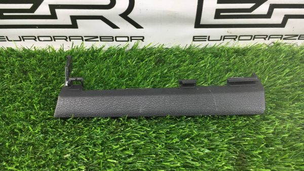 Декоративная накладка Kia Stinger 1 CK