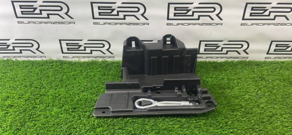 Ящик для инструментов BMW 4 F32/F33/F36