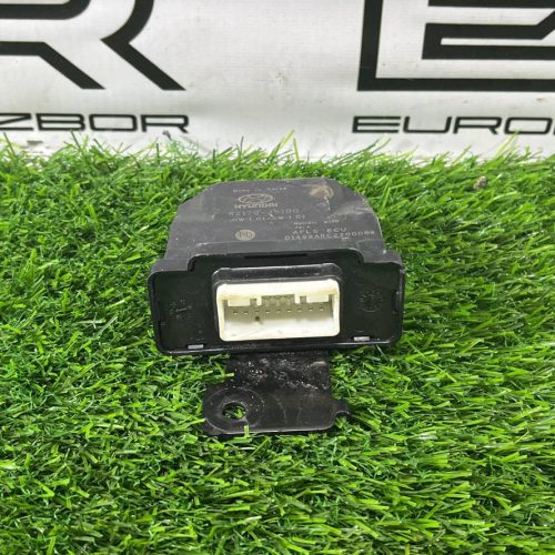 Блок управления фарой Kia Stinger