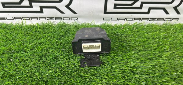 Блок управления фарой Kia Stinger