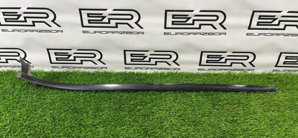 Молдинг лобового стекла Kia Stinger 1 CK