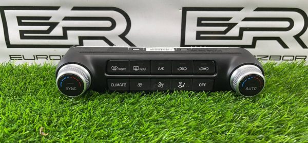 Блок управления климат контролем Kia Stinger GT