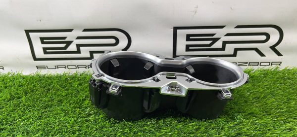 Подстаканник Kia Stinger GT