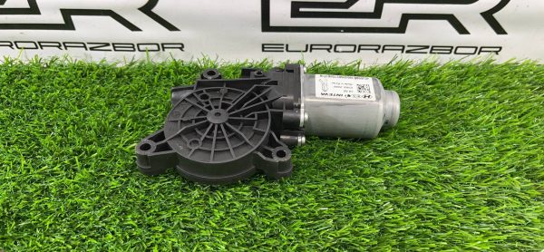 Моторчик стеклоподъёмника Kia Stinger 1 CK