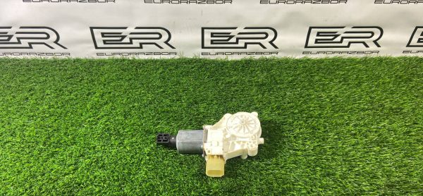 Моторчик стеклоподъемника BMW 4 F36