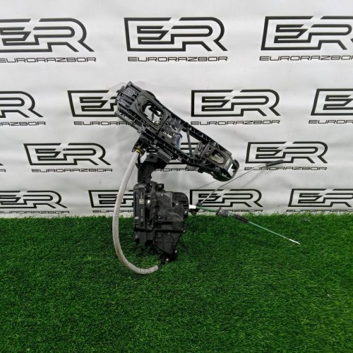 Замок двери задний правый Mercedes W205 X253