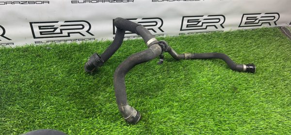 Патрубок охлаждения Mercedes w205 X253 M177