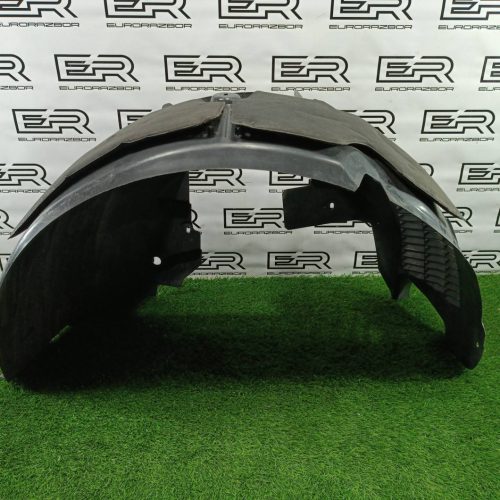 Подкрылок передний правый Range Rover Sport