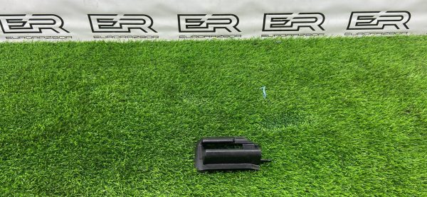 Крышка петли сиденья Mercedes GLC C253