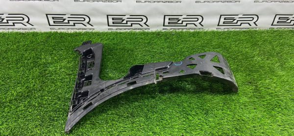 Крепление заднего бампера левое Mercedes GLC C253