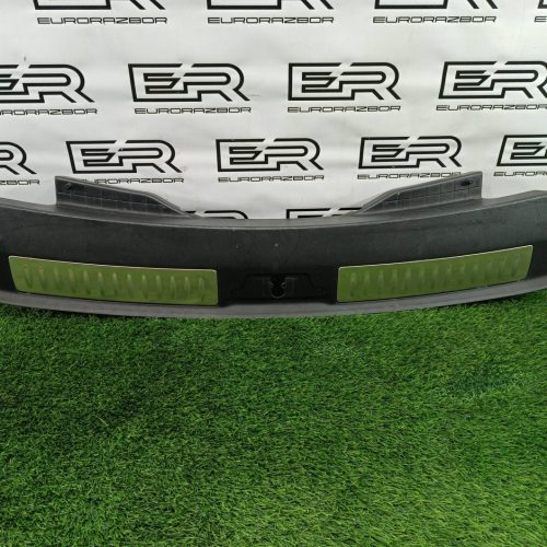 Накладка замка багажника Range Rover Sport