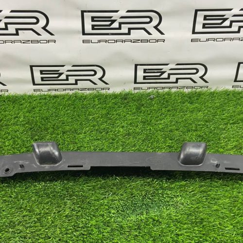 Воздуховод дефлектор радиатора Range Rover