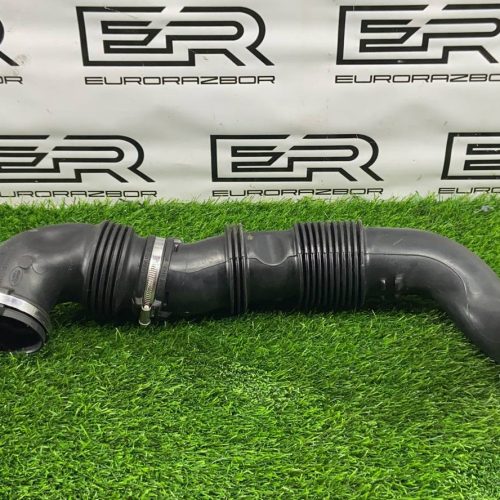 Патрубок воздушного фильтра Range Rover Sport l494