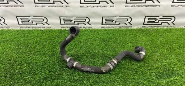 Патрубок охлаждения Mercedes GLC 63 M177