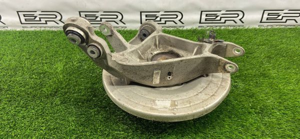 задний левый кулак Range Rover Sport 2 L494