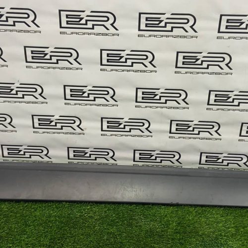 Накладка на порог правый Range Rover Sport L494