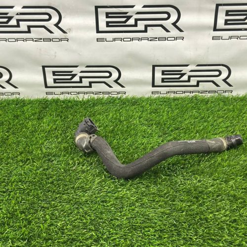 Патрубок охлаждения Mercedes W213 W205 X253 AMG