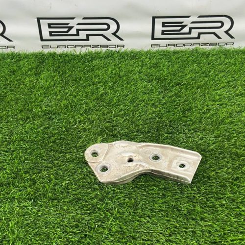 Кронштейн передний правый Mercedes Benz GL