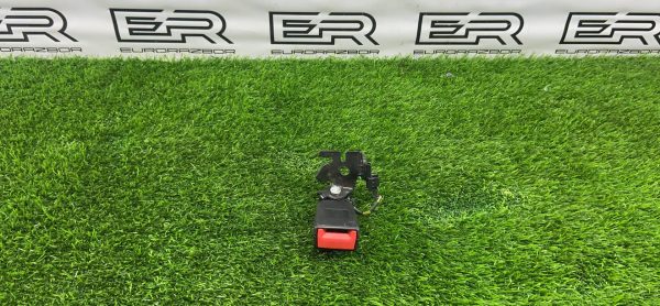 Замок ремня безопасности Mercedes X253 W205 W213