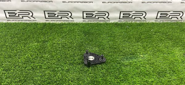 Крепление Mercedes GLC X253