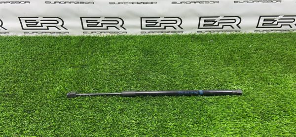 Амортизатор капота правый Mercedes Benz GLC Класс