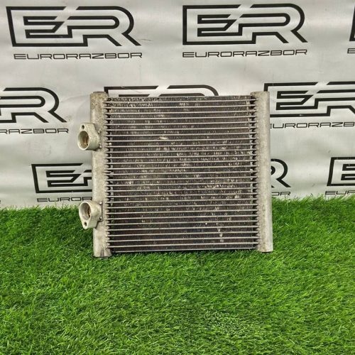 Радиатор масляный Mercedes W213 W205 X253 AMG