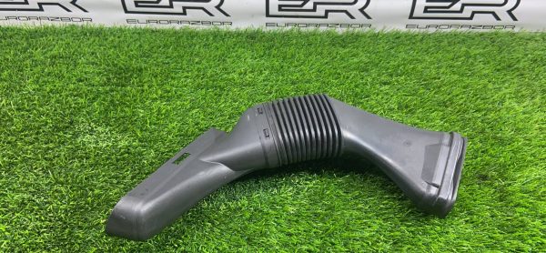 Патрубок воздушного фильтра Mercedes GLC